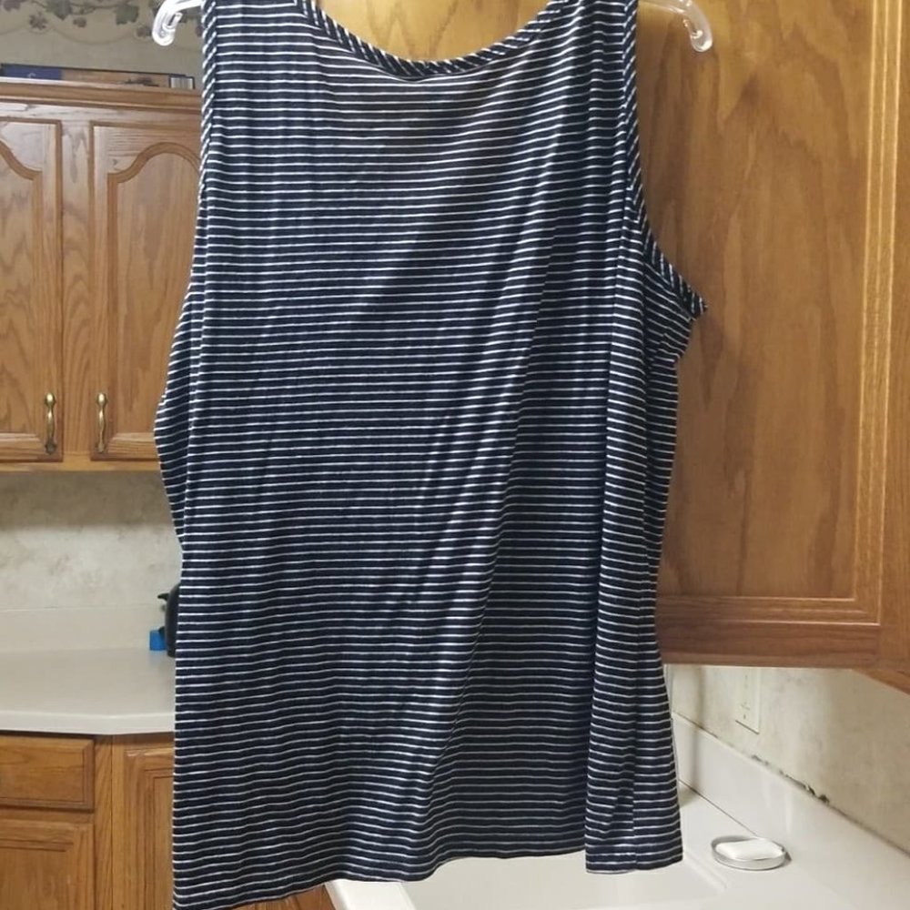 TANK TOP WOMENS SIZE  3X  22W/24W - Picture 5 of 7